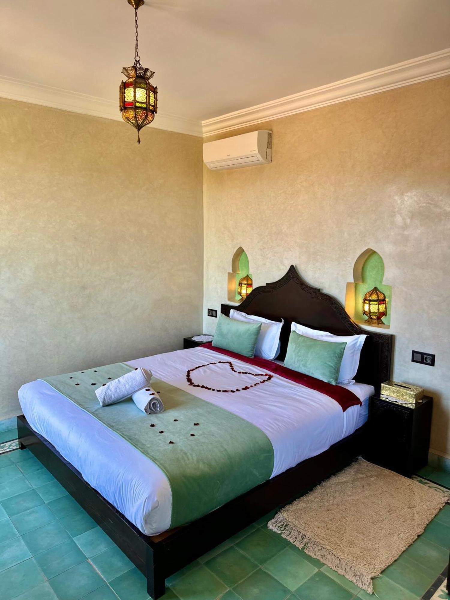 Riad Timskrine Timeskrine Екстериор снимка